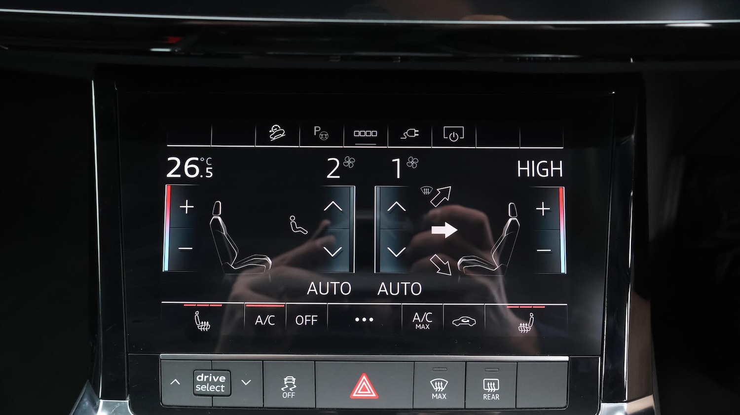 Used Audi e-tron 2022 for sale - 75940841: Photo 13