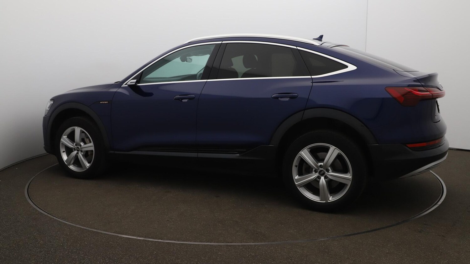 Used Audi e-tron 2022 for sale - 75940841: Photo 48