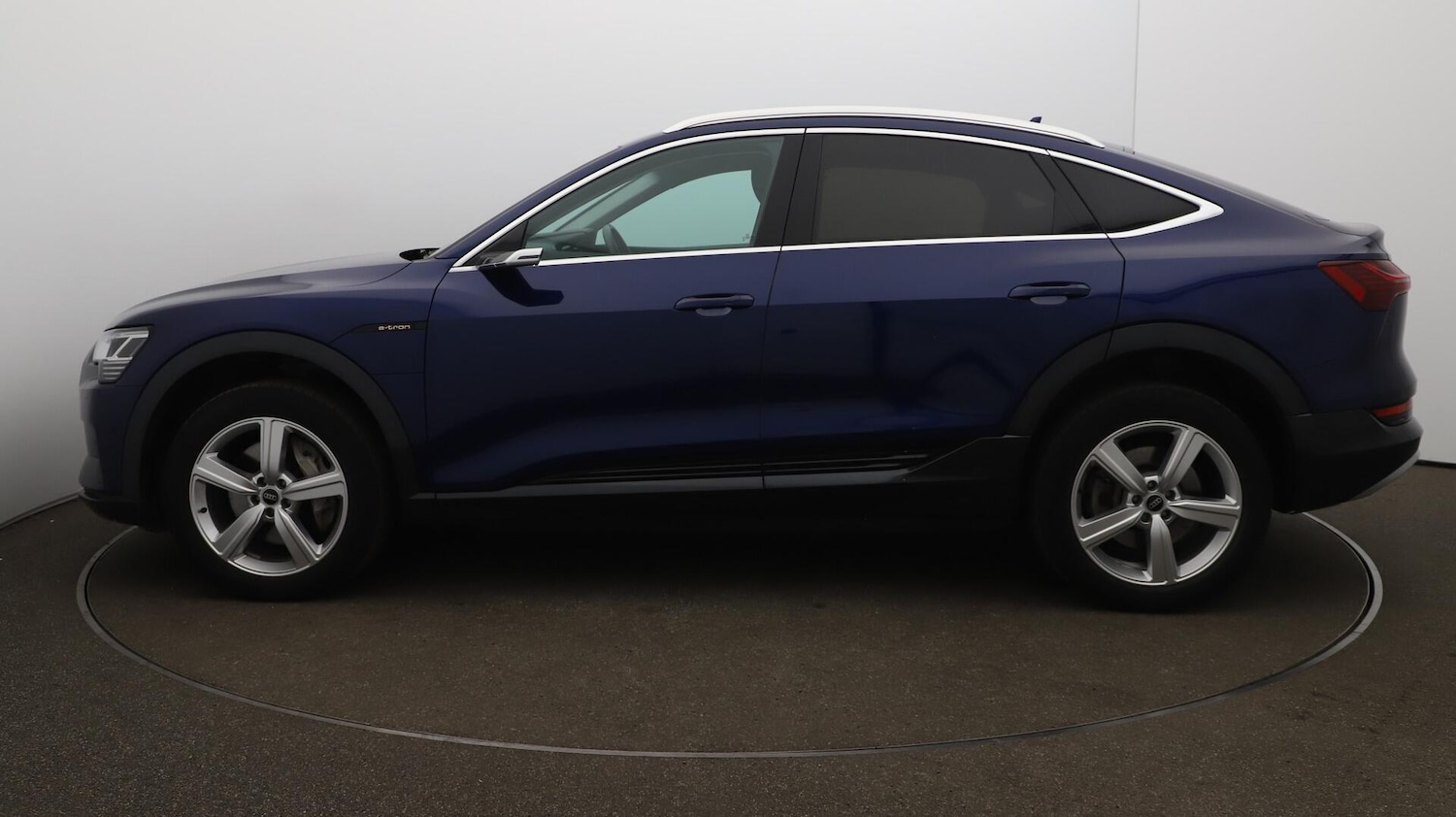 Used Audi e-tron 2022 for sale - 75940841: Photo 65