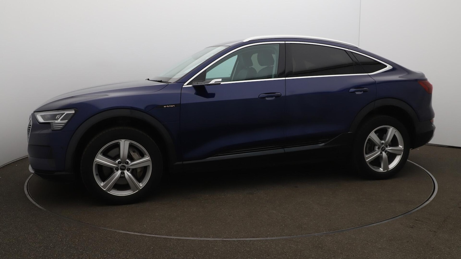 Used Audi e-tron 2022 for sale - 75940841: Photo 67