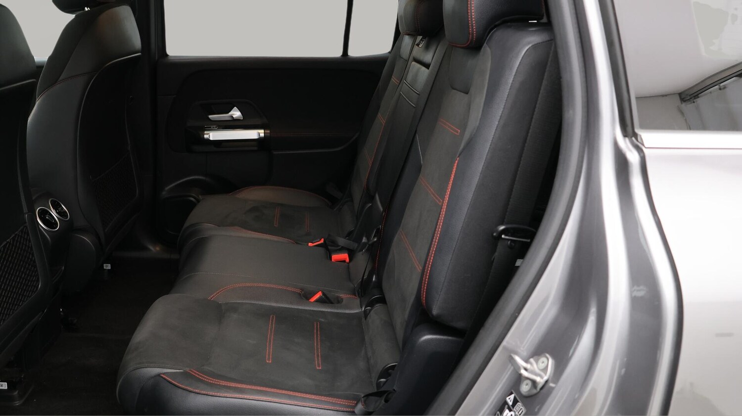 Used Mercedes-Benz EQB 2022 for sale - 76432203: Photo 17