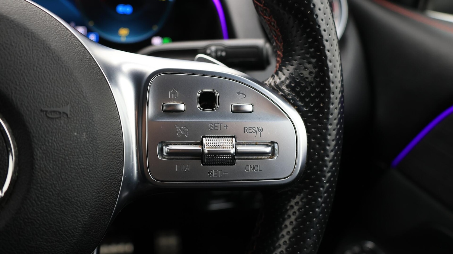 Used Mercedes-Benz EQB 2022 for sale - 76432203: Photo 28