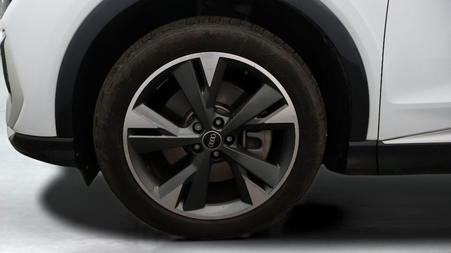 Used Audi Q4 e-tron 2023 for sale - 77606304: Photo 18