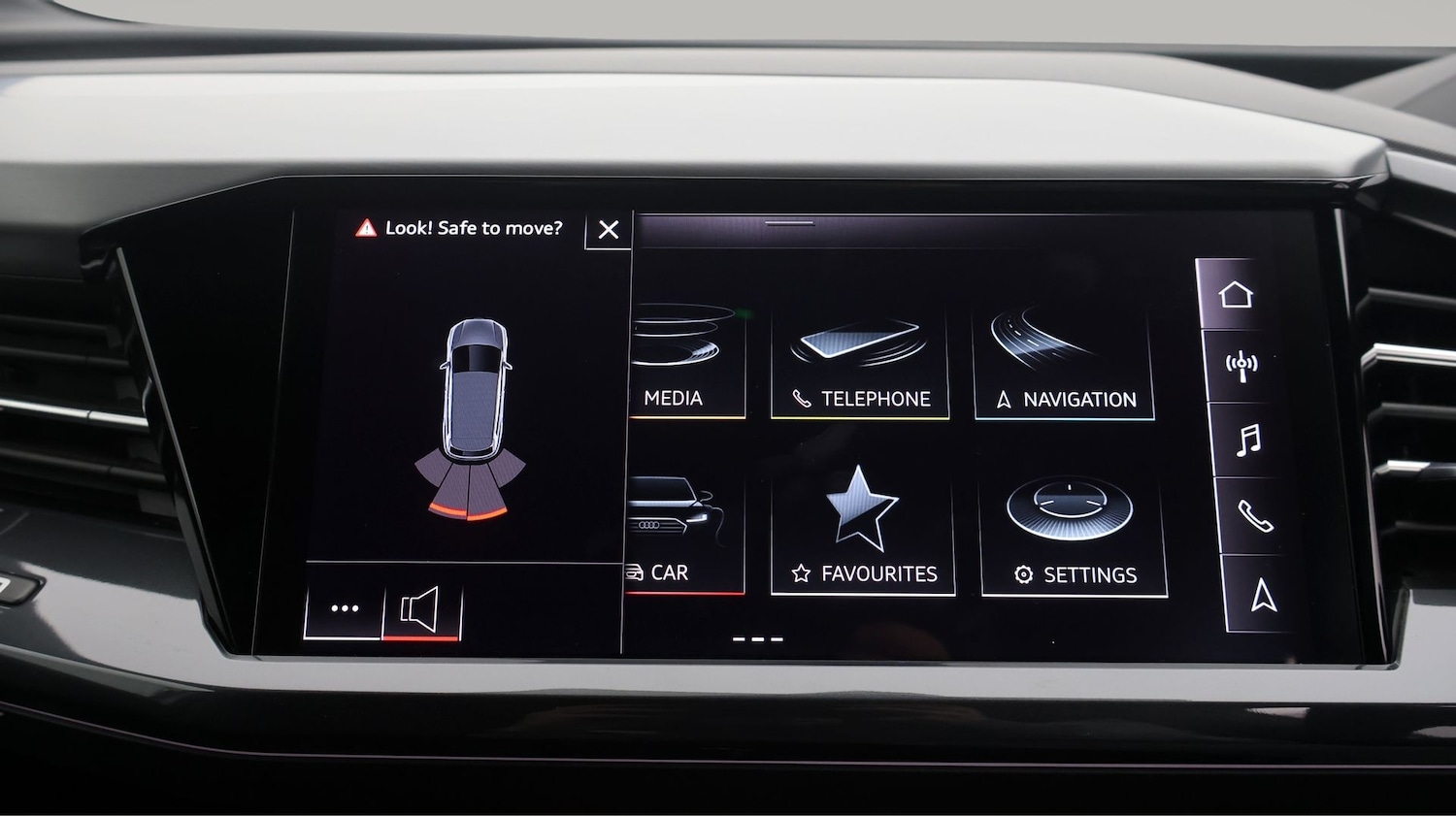 Used Audi Q4 e-tron 2023 for sale - 77606304: Photo 28