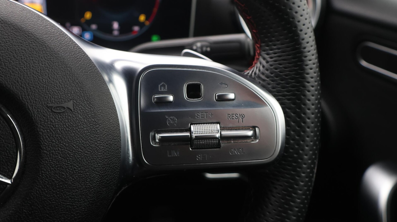 Used Mercedes-Benz A-Class 2019 for sale - 76433111: Photo 25