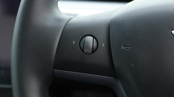 Used Tesla Model Y 2023 for sale - 76282684: Photo 24