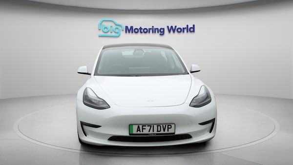 Used Tesla Model 3 2021 for sale - 76200598: Photo 3