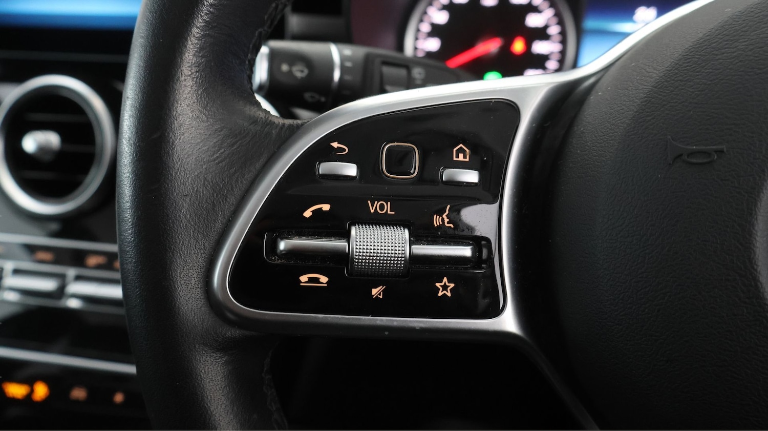 Used Mercedes-Benz GLC 2019 for sale - 77678564: Photo 25