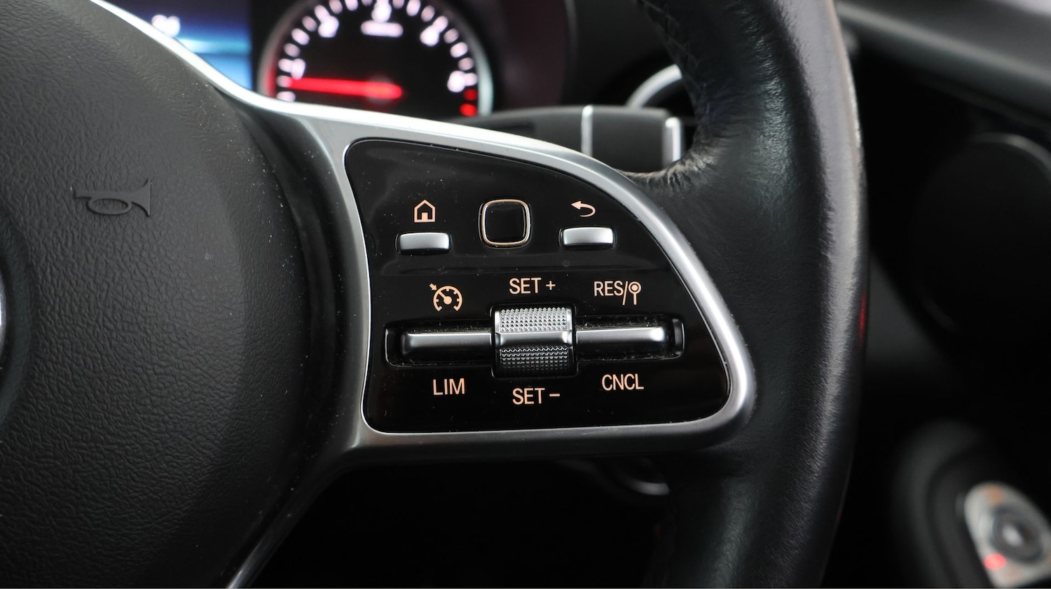 Used Mercedes-Benz GLC 2019 for sale - 77678564: Photo 26