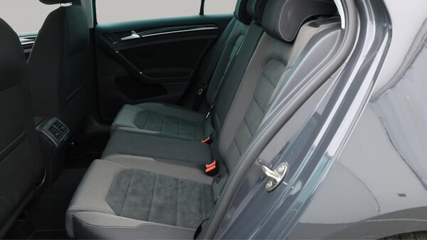 Used Volkswagen Golf 2020 for sale - 76085085: Photo 17