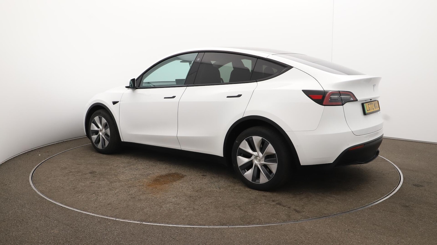 Used Tesla Model Y 2022 for sale - 76136676: Photo 10