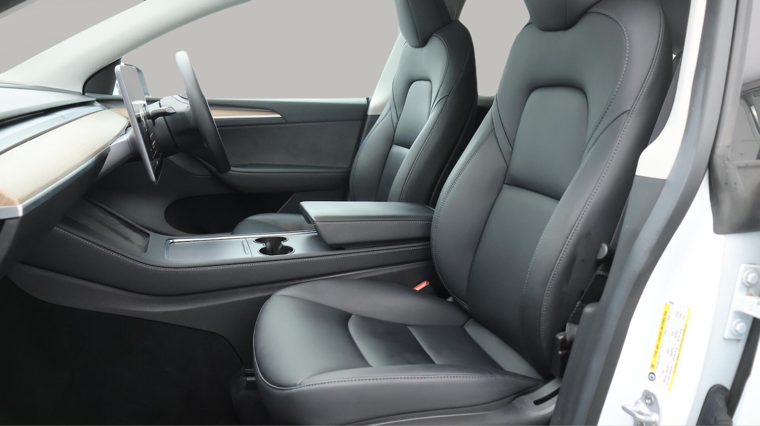 Used Tesla Model Y 2022 for sale - 76136676: Photo 21