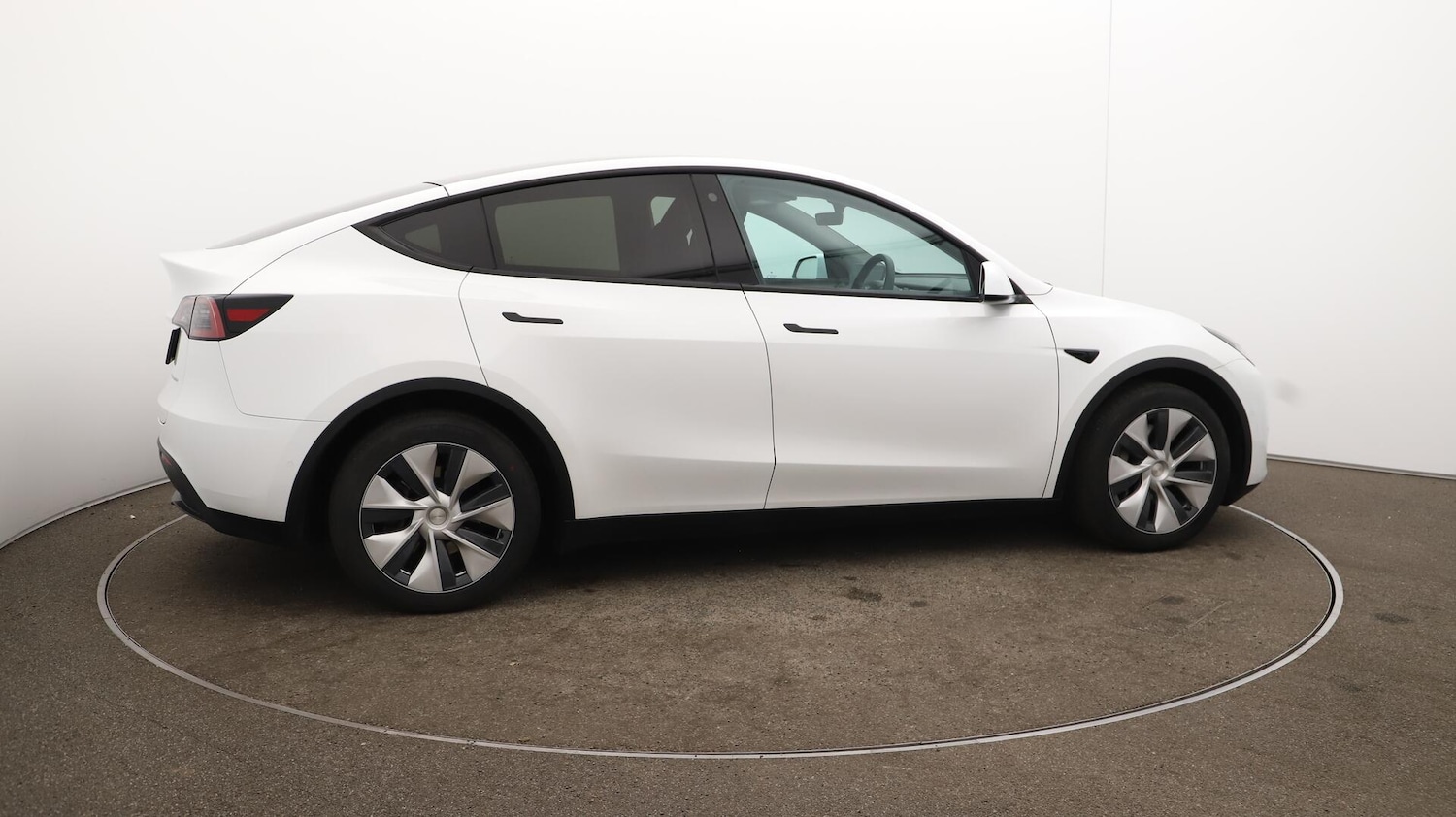 Used Tesla Model Y 2022 for sale - 76136676: Photo 42