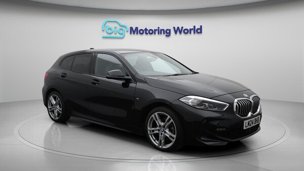Used BMW 1 Series 2024 for sale - 75268601: Photo 2