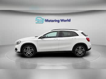 Used Mercedes-Benz GLA 2019 for sale - 79706141: Photo