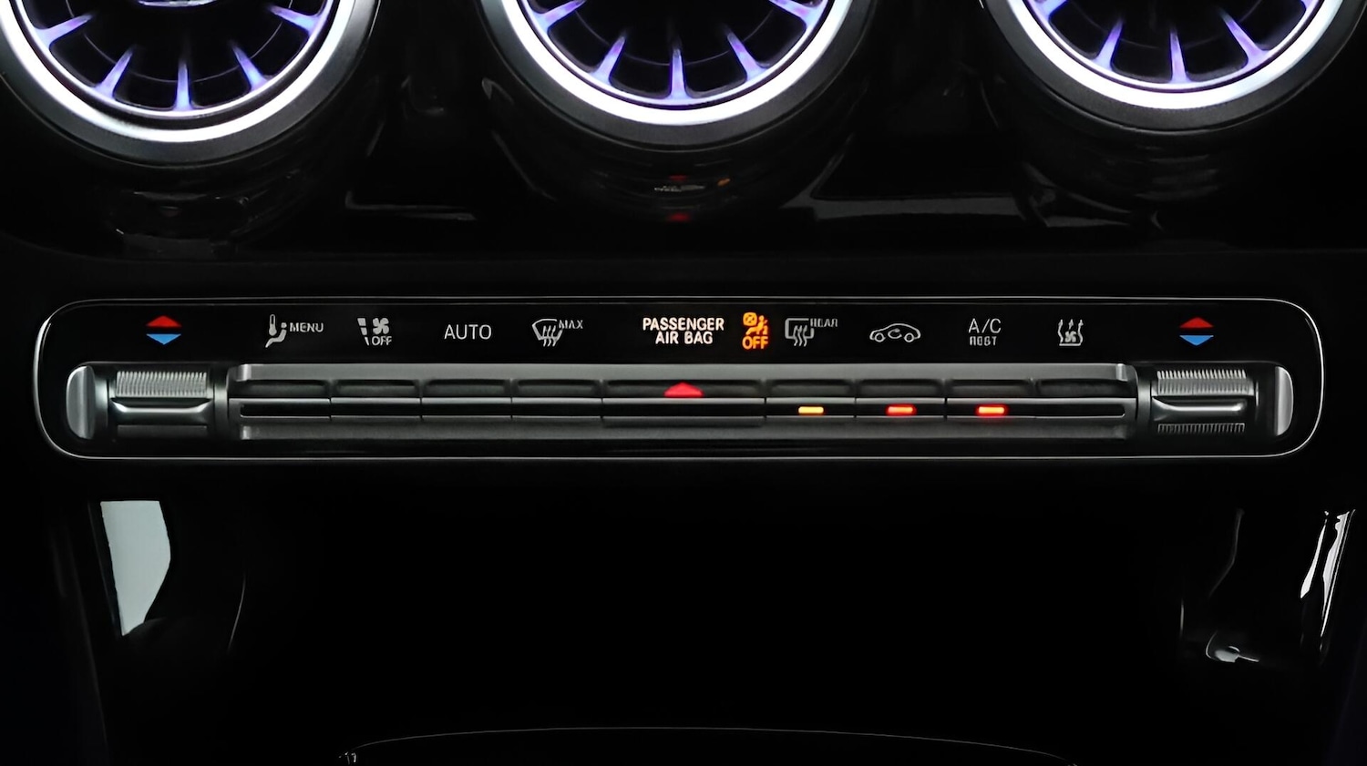 Used Mercedes-Benz CLA 2021 for sale - 76071875: Photo 13