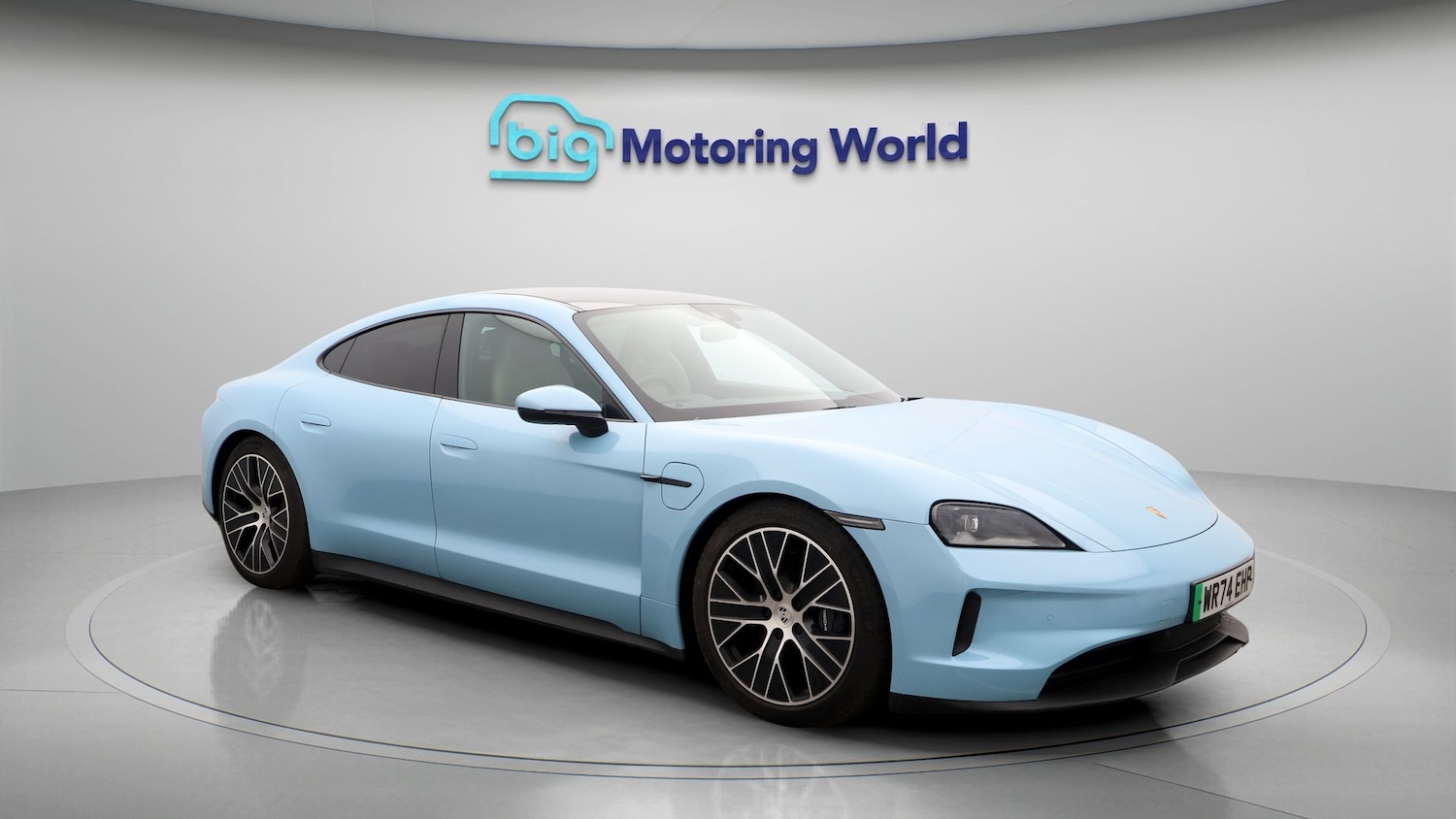 Used Porsche Taycan 2024 for sale - 77745263: Photo 1