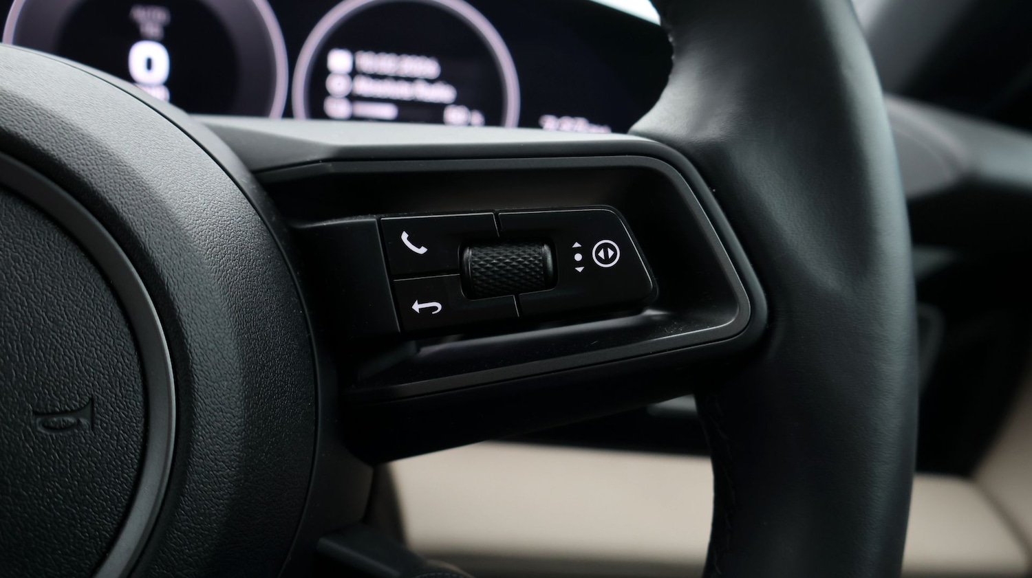 Used Porsche Taycan 2024 for sale - 77745263: Photo 27