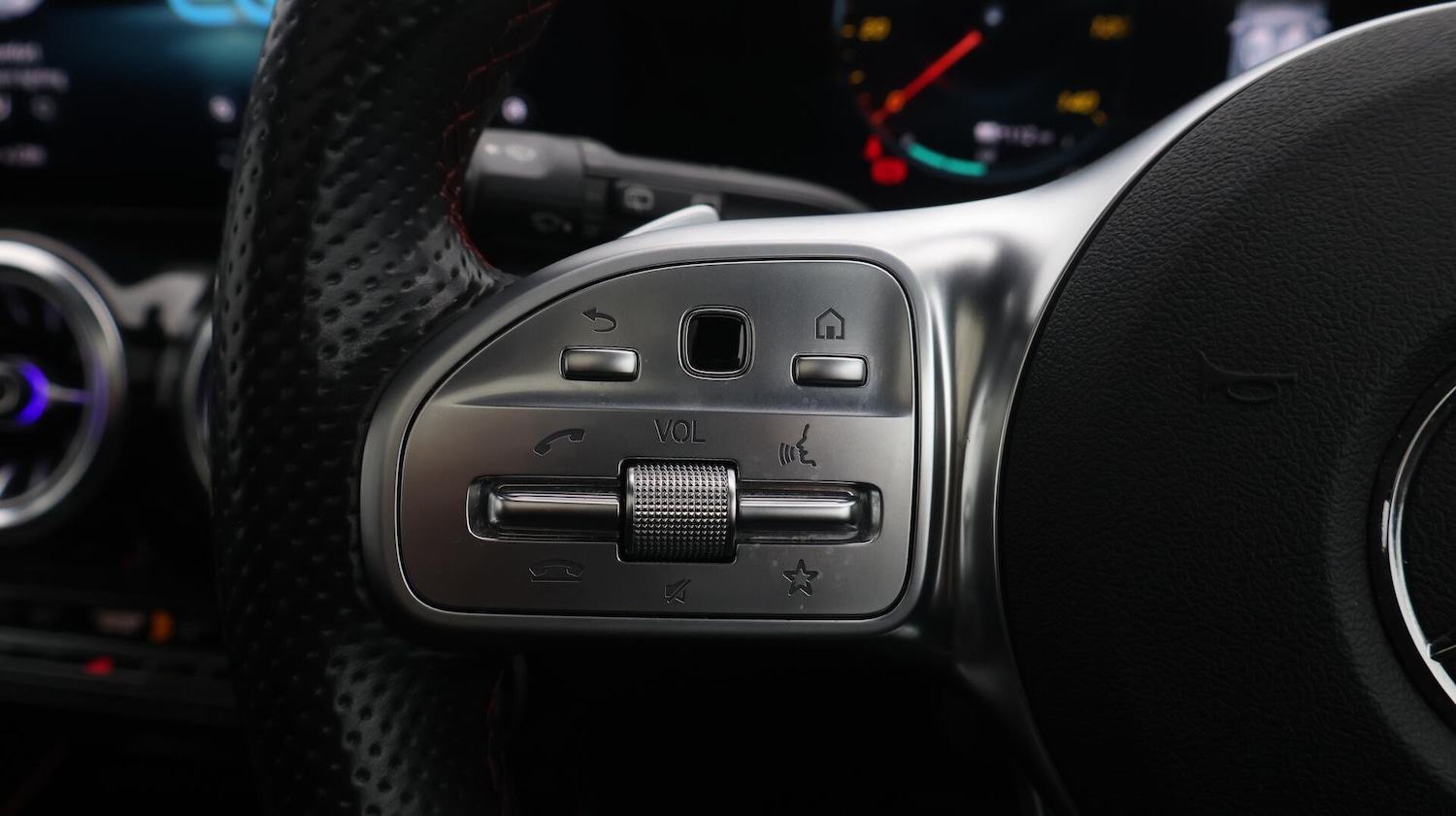 Used Mercedes-Benz EQA 2021 for sale - 76561611: Photo 27