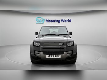 Used Land Rover Defender 2023 for sale - 78722089: Photo