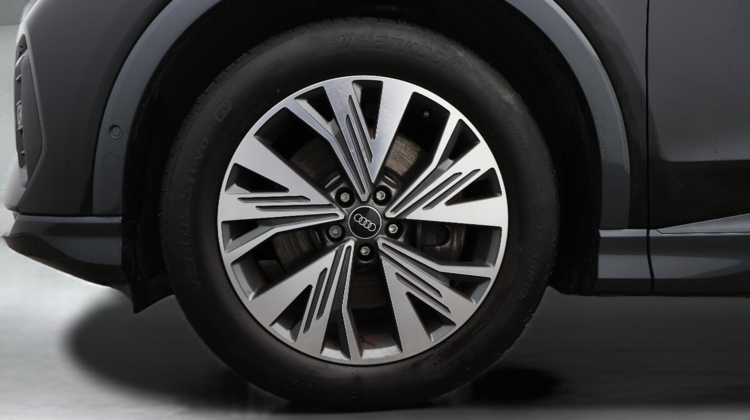 Used Audi Q4 e-tron 2022 for sale - 76000835: Photo 19