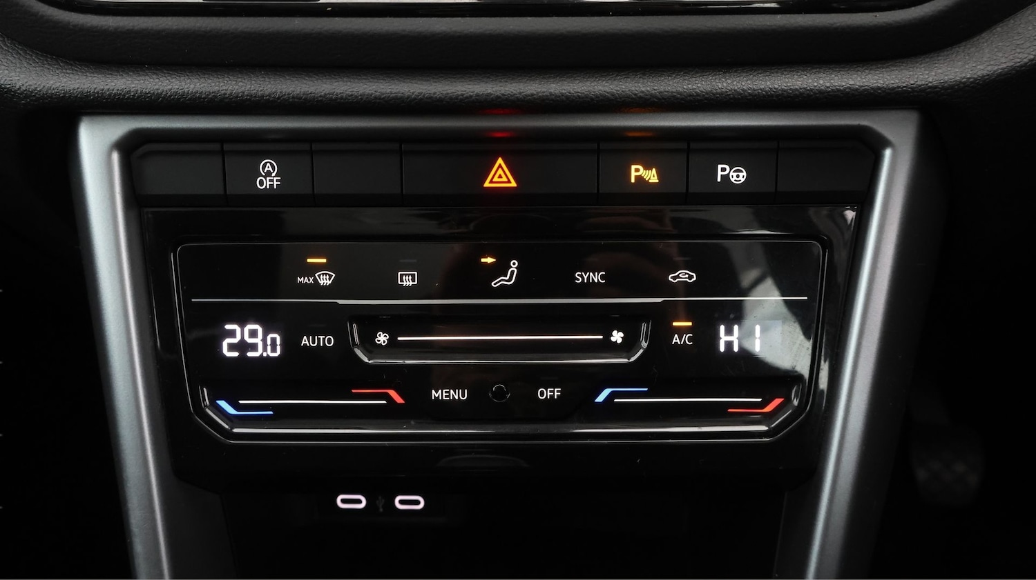 Used Volkswagen T-Roc 2022 for sale - 77677326: Photo 11