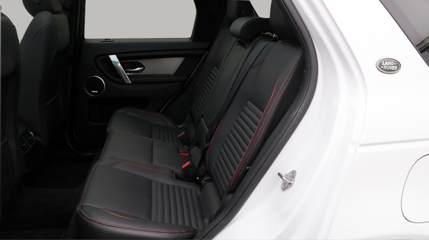 Used Land Rover Discovery Sport 2023 for sale - 77618046: Photo 16