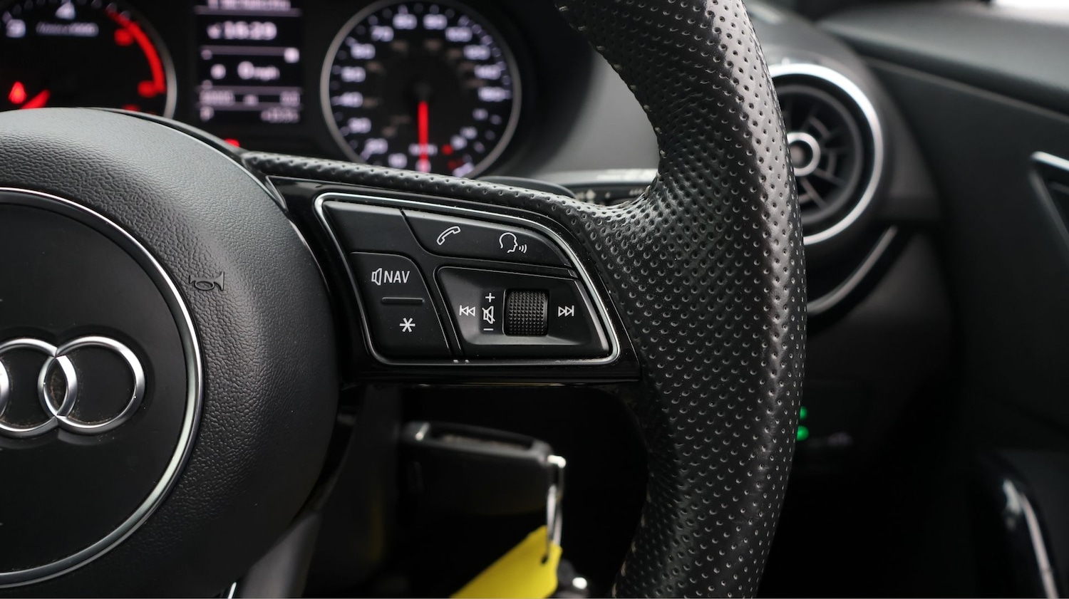 Used Audi Q2 2020 for sale - 77453606: Photo 23