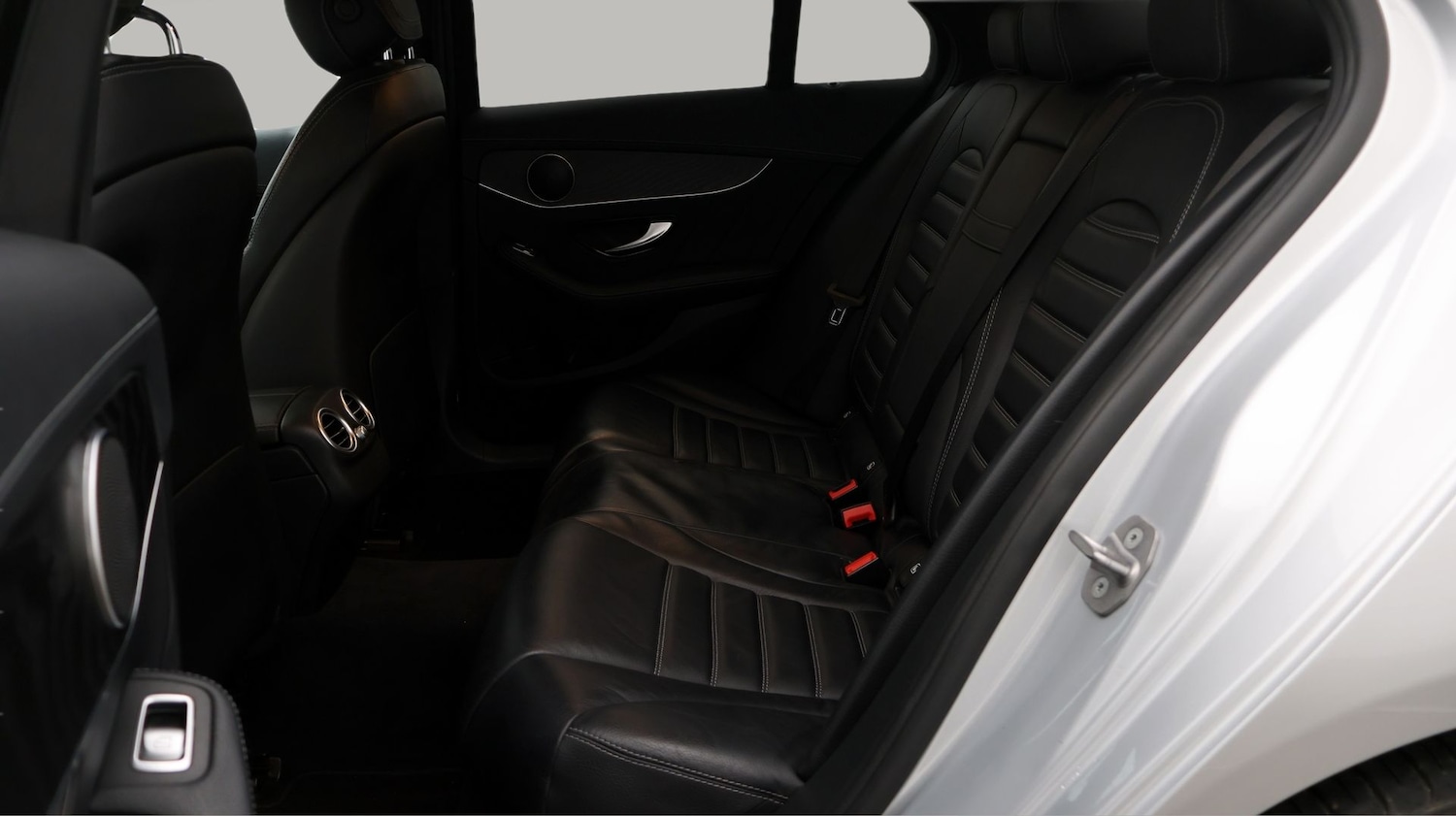 Used Mercedes-Benz C Class 2021 for sale - 77249140: Photo 16