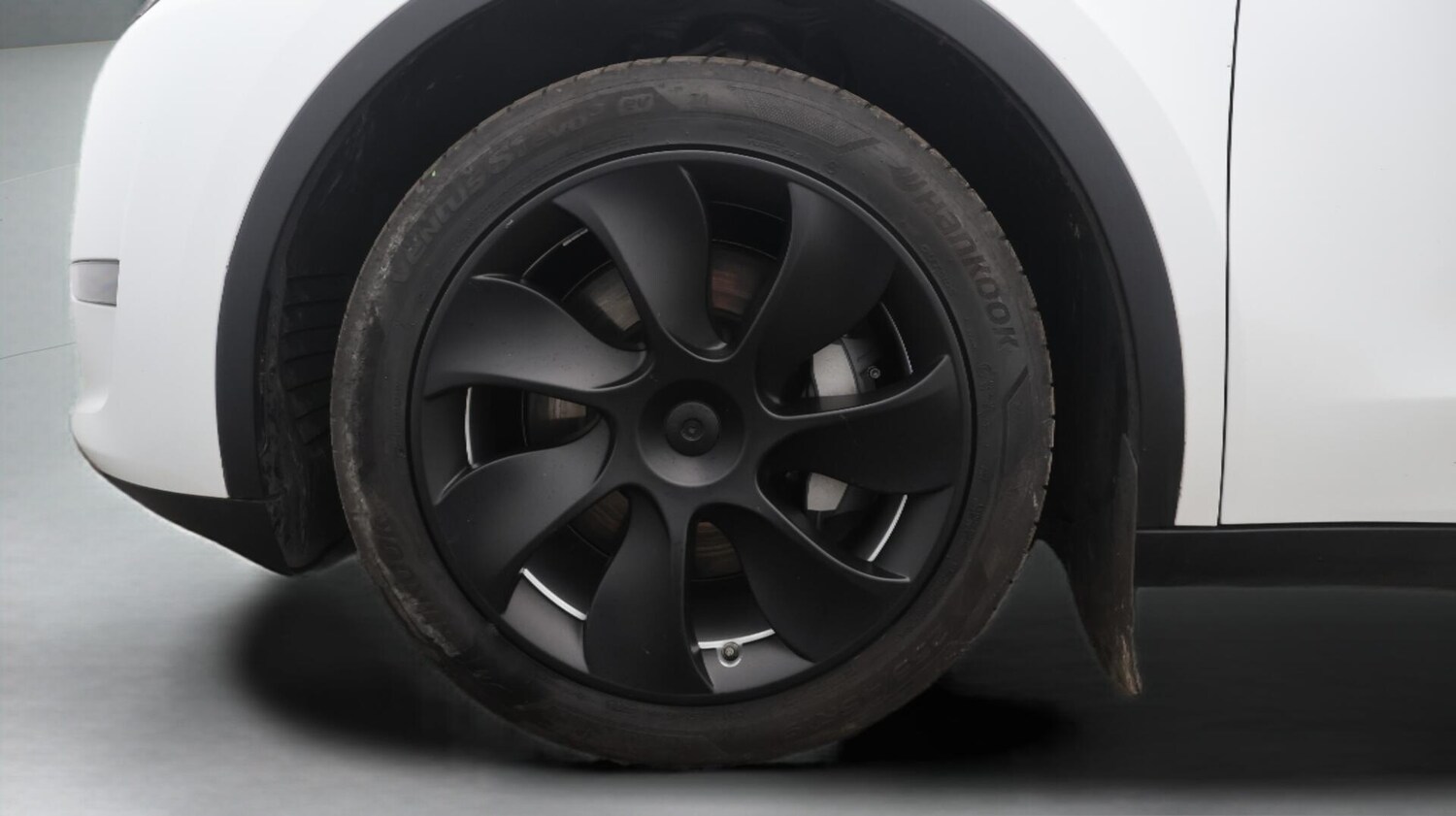 Used Tesla Model Y 2023 for sale - 76752639: Photo 19