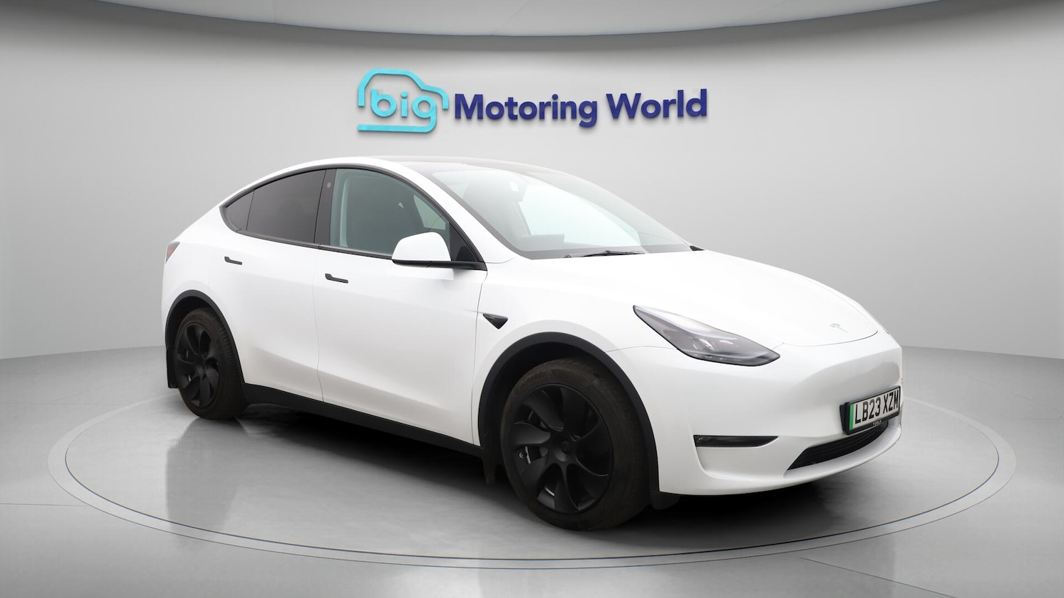 Used Tesla Model Y 2023 for sale - 76752639: Photo 2