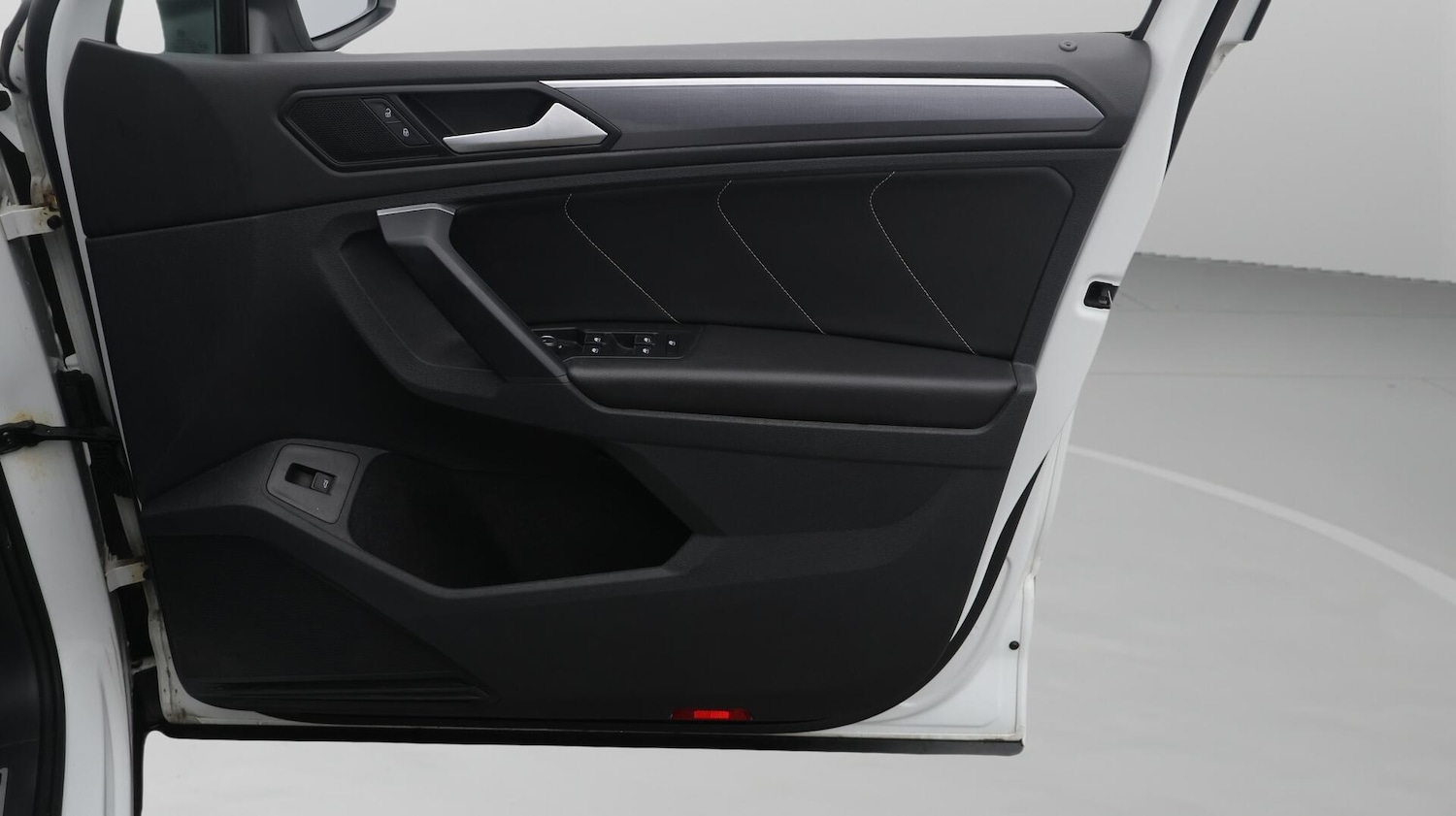 Used Volkswagen Tiguan 2020 for sale - 76538127: Photo 16