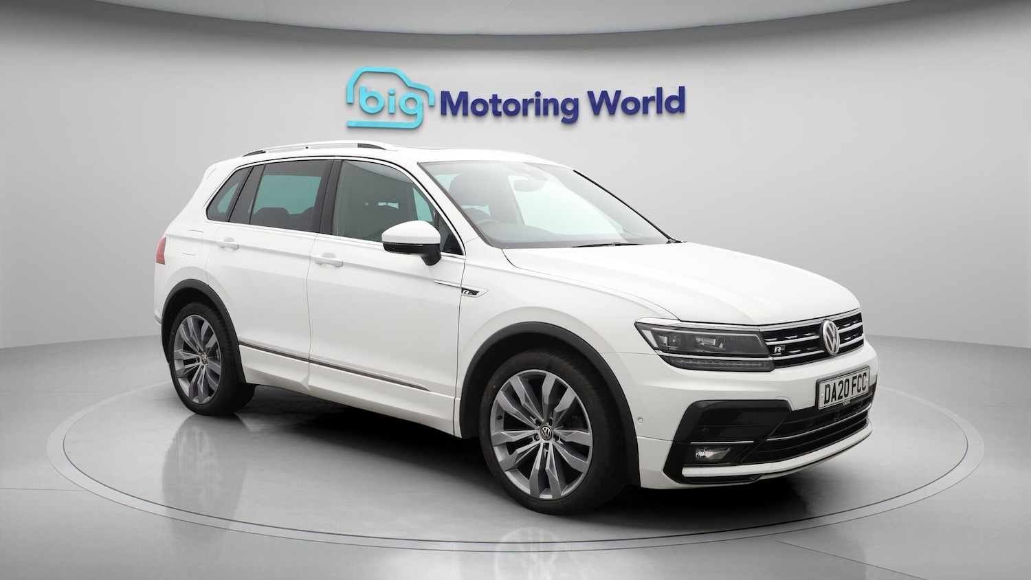 Used Volkswagen Tiguan 2020 for sale - 76538127: Photo 2