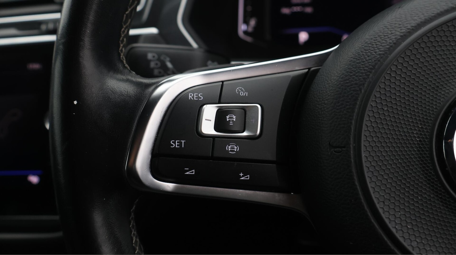 Used Volkswagen Tiguan 2020 for sale - 76538127: Photo 27