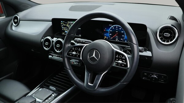 Used Mercedes-Benz GLA 2020 for sale - 75809320: Photo 10