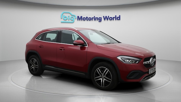 Used Mercedes-Benz GLA 2020 for sale - 75809320: Photo 2