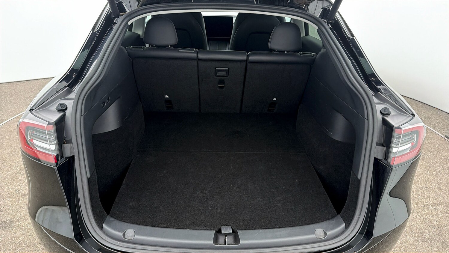 Used Tesla Model Y 2022 for sale - 78094845: Photo 16