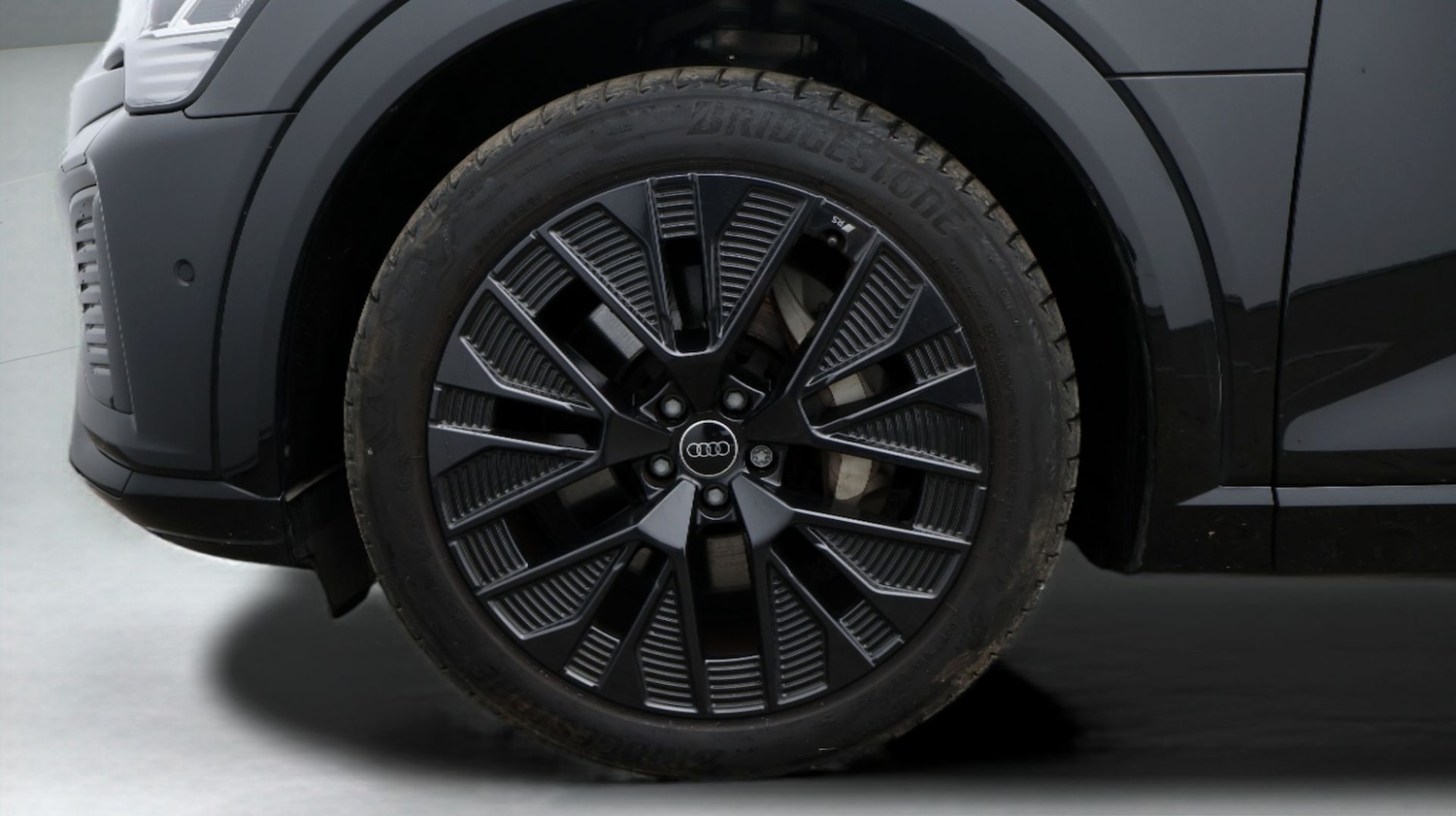 Used Audi Q8 2024 for sale - 77189083: Photo 18