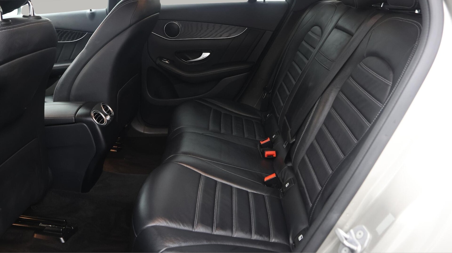 Used Mercedes-Benz GLC 2020 for sale - 76227431: Photo 17