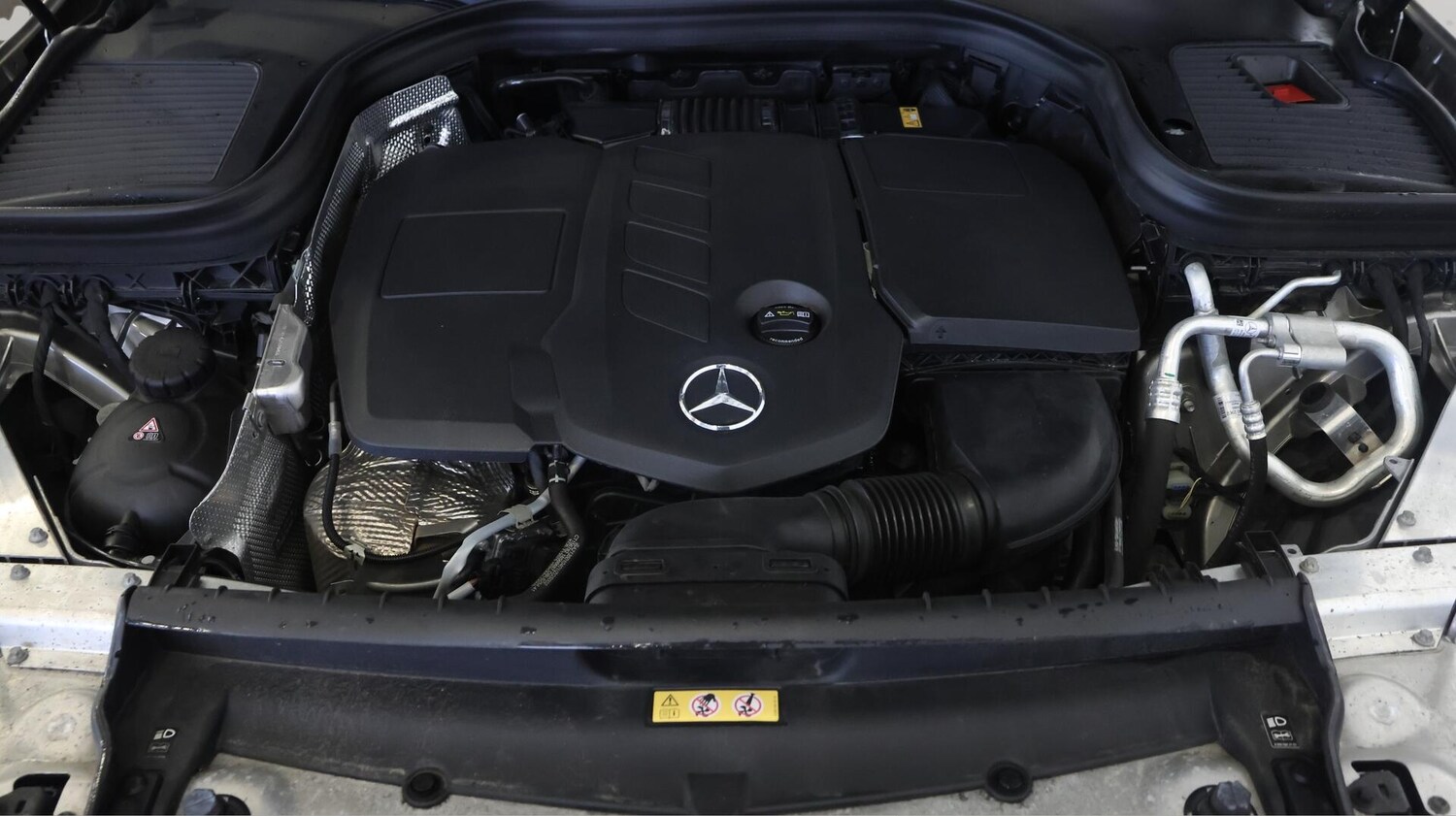 Used Mercedes-Benz GLC 2020 for sale - 76227431: Photo 20