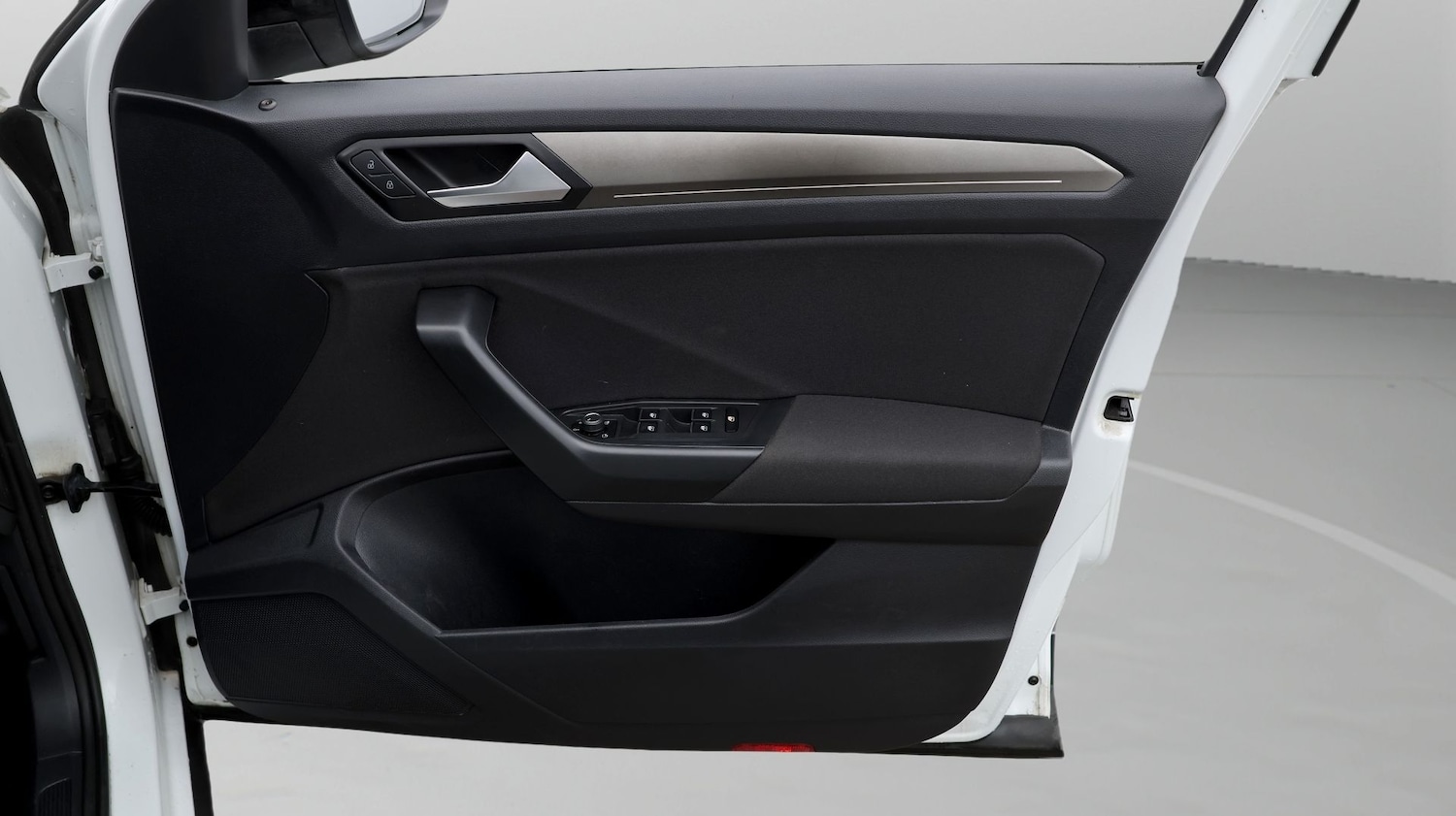 Used Volkswagen T-Roc 2021 for sale - 78134881: Photo 15