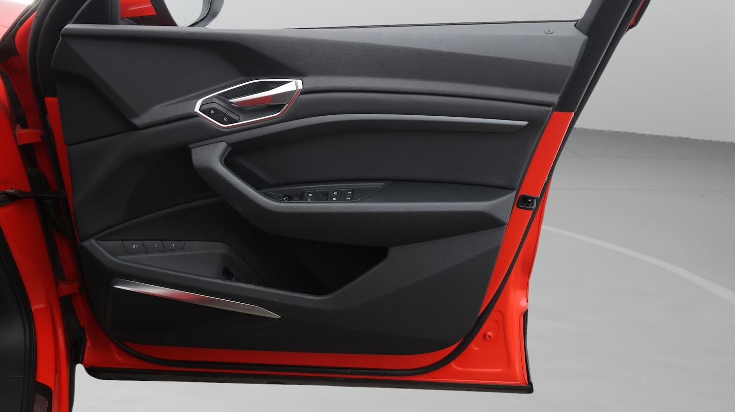 Used Audi e-tron 2021 for sale - 76550223: Photo 16