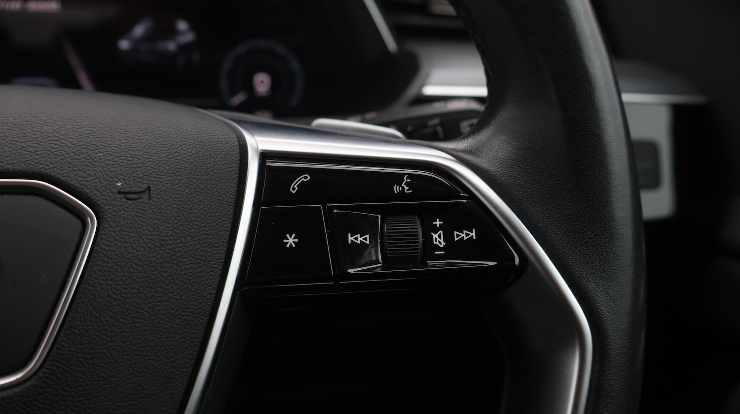 Used Audi e-tron 2021 for sale - 76550223: Photo 25