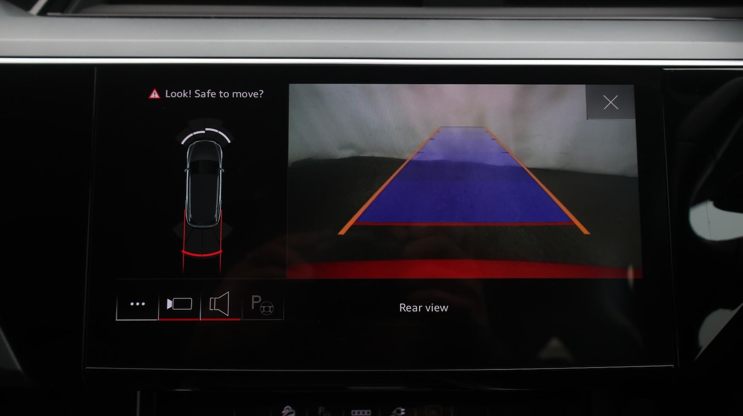 Used Audi e-tron 2021 for sale - 76550223: Photo 26