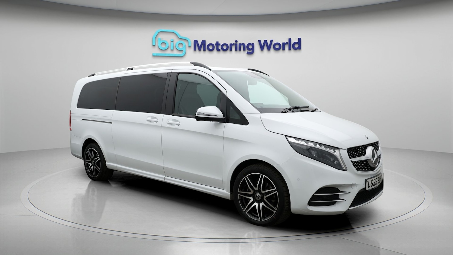 Used Mercedes-Benz V-Class 2023 for sale - 77617615: Photo 1