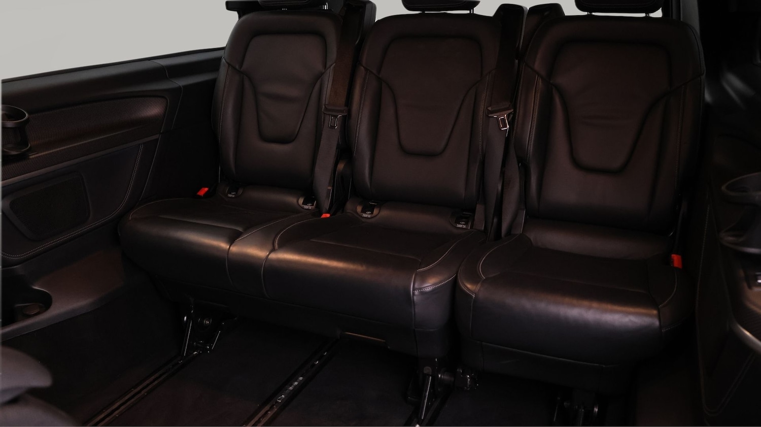 Used Mercedes-Benz V-Class 2023 for sale - 77617615: Photo 20