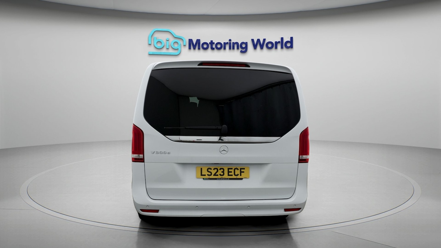 Used Mercedes-Benz V-Class 2023 for sale - 77617615: Photo 6