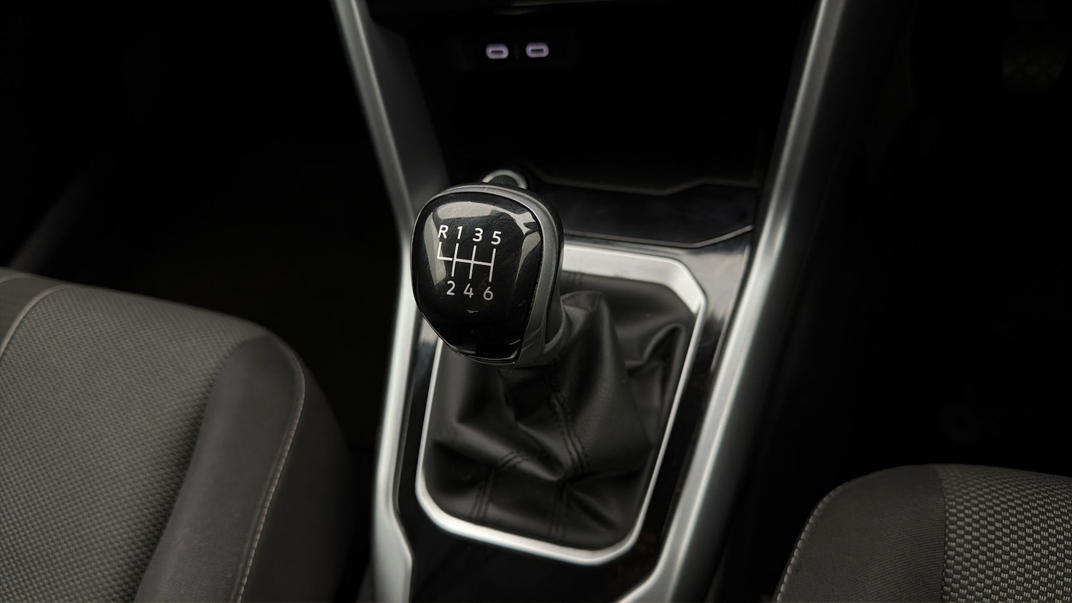 Used Volkswagen T-Roc 2023 for sale - 78089383: Photo 23