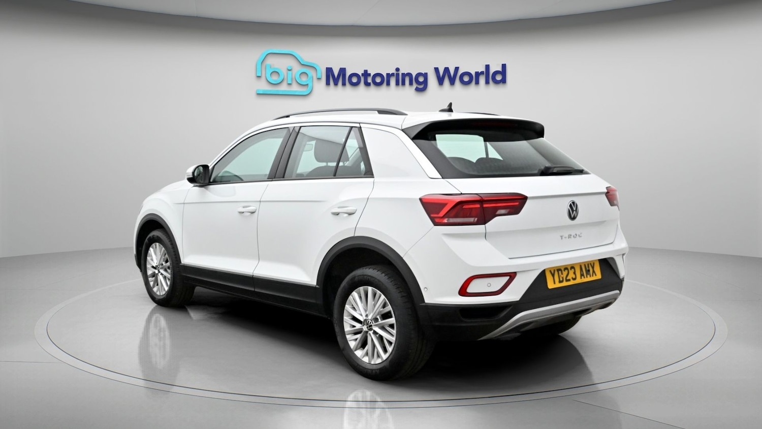Used Volkswagen T-Roc 2023 for sale - 78089383: Photo 5
