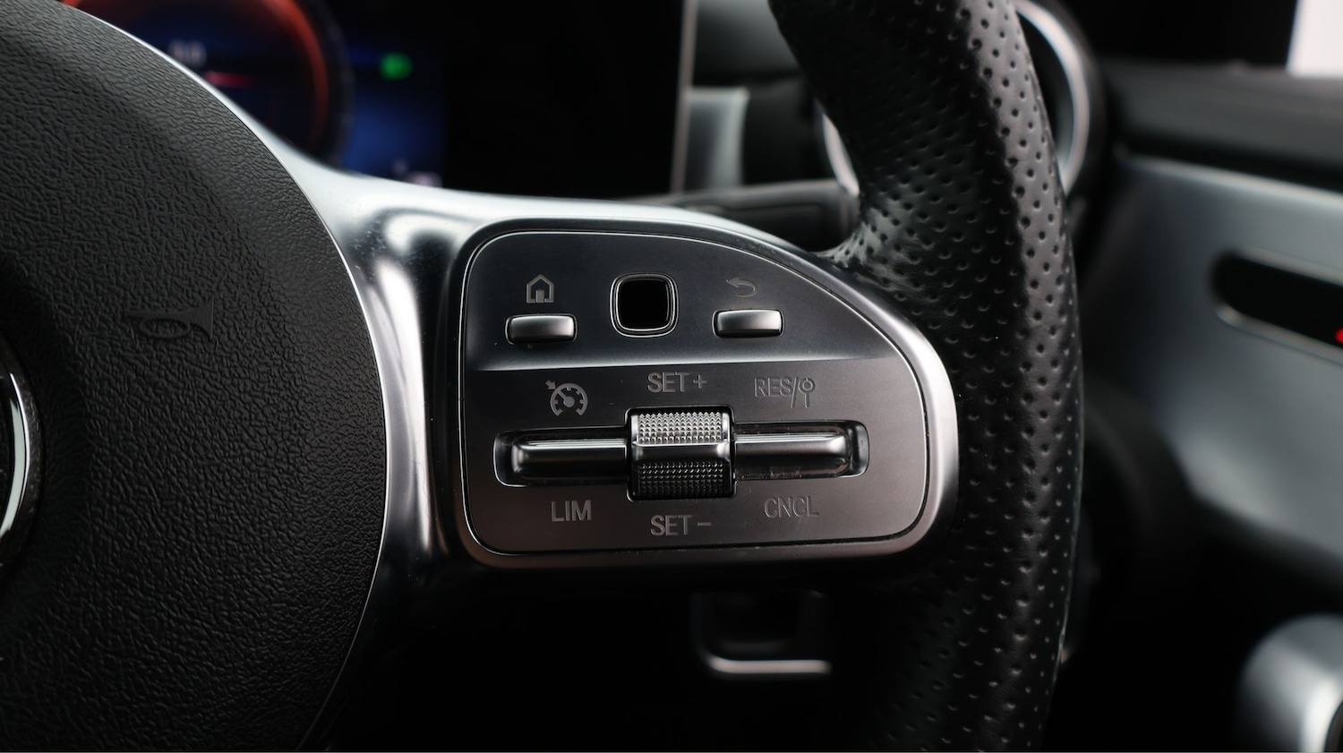 Used Mercedes-Benz CLA 2020 for sale - 77732653: Photo 24